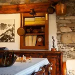 Casa Cantone Devero-baita Storica Con Balcone E Giardino, Posizione Comoda E Soleggiata- Spazio Biciclette *