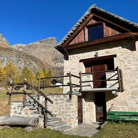 Casa Cantone Devero-baita Storica Con Balcone E Giardino, Posizione Comoda E Soleggiata- Spazio Biciclette Chalet *