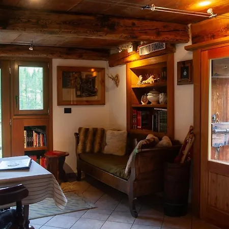 Casa Cantone Devero-baita Storica Con Balcone E Giardino, Posizione Comoda E Soleggiata- Spazio Biciclette * Alpe Devero