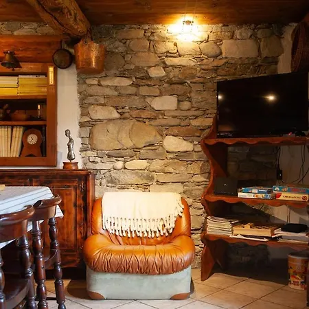 Casa Cantone Devero-baita Storica Con Balcone E Giardino, Posizione Comoda E Soleggiata- Spazio Biciclette Шале