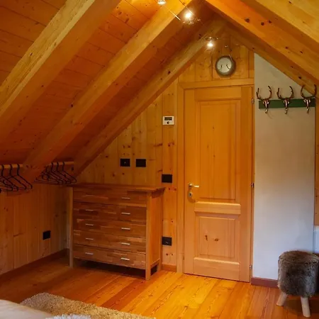 Casa Cantone Devero-baita Storica Con Balcone E Giardino, Posizione Comoda E Soleggiata- Spazio Biciclette