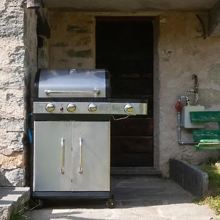 Casa Cantone Devero-baita Storica Con Balcone E Giardino, Posizione Comoda E Soleggiata- Spazio Biciclette * Альпе-Деверо