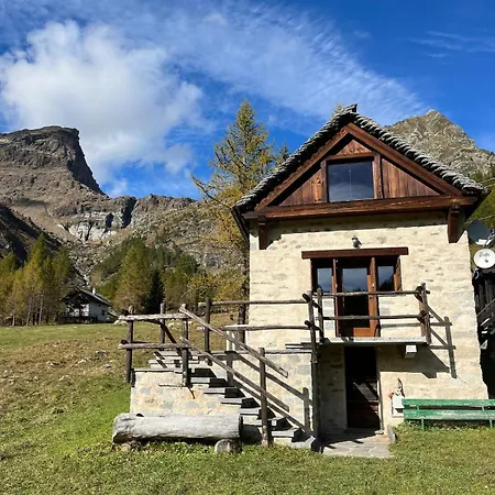 Casa Cantone Devero-baita Storica Con Balcone E Giardino, Posizione Comoda E Soleggiata- Spazio Biciclette