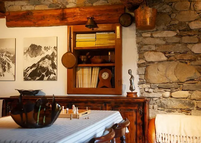 Casa Cantone Devero-baita Storica Con Balcone E Giardino, Posizione Comoda E Soleggiata- Spazio Biciclette *