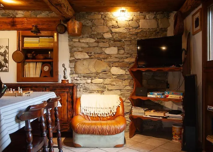 Casa Cantone Devero-baita Storica Con Balcone E Giardino, Posizione Comoda E Soleggiata- Spazio Biciclette Alpehytte