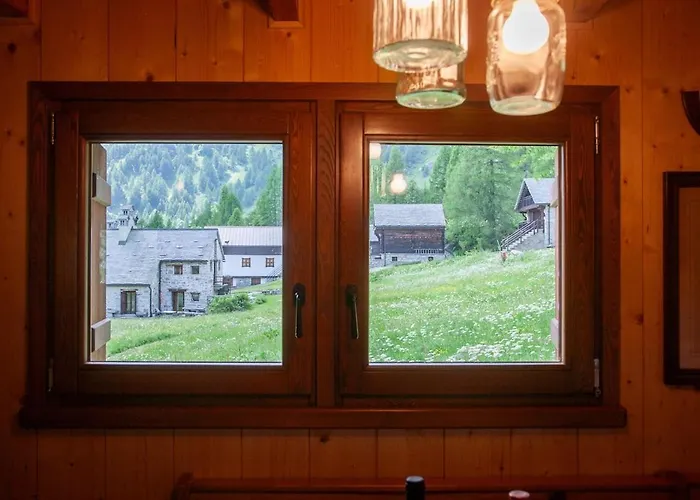 Casa Cantone Devero-baita Storica Con Balcone E Giardino, Posizione Comoda E Soleggiata- Spazio Biciclette *